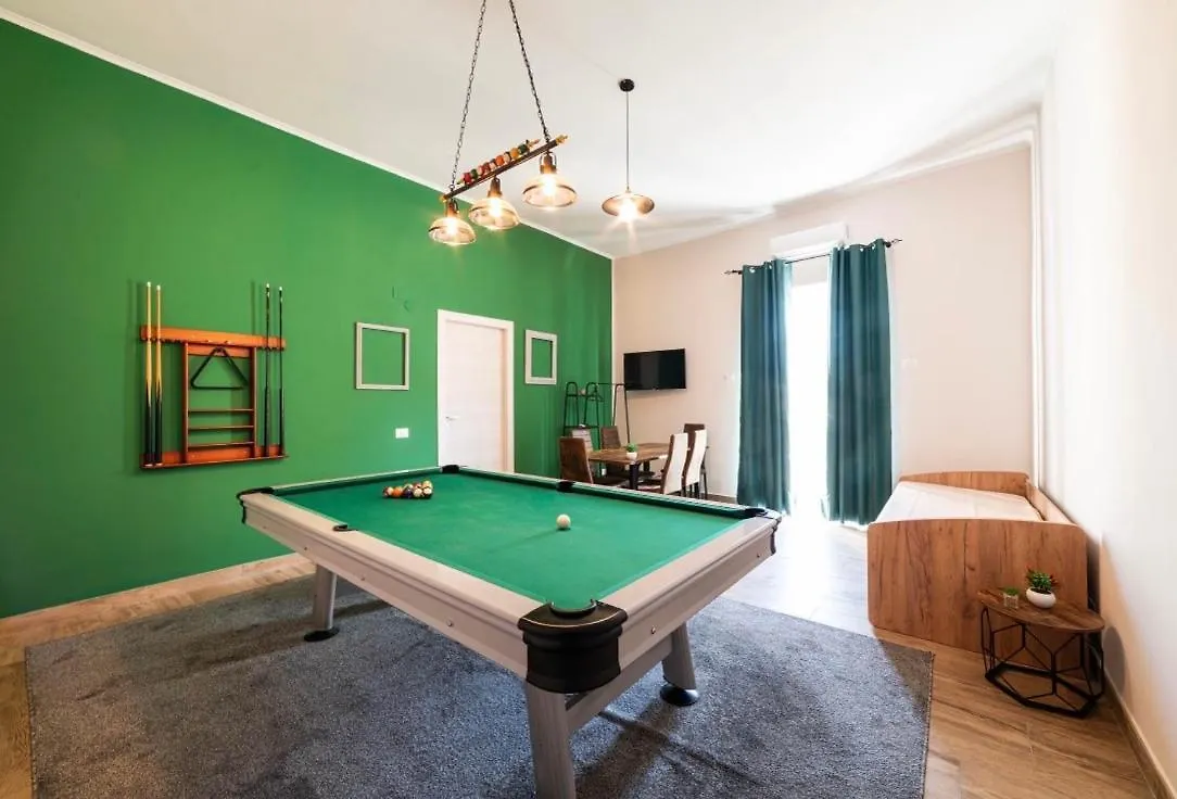 Relais Borbonico Apartment Napels